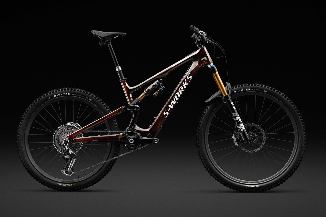 2025 packt Specialized beim Turbo Levo SL2 neue Farben und einen Fox-Dämpfer mit neuester Genie-Technologie.