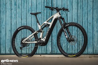 Mit dem Radon Deft 9.0 hat der Bonner Versender ein potentes E-Enduro im Programm. Mit dem Radon Deft 9.0 hat der Bonner Versender ein potentes E-Enduro im Programm.