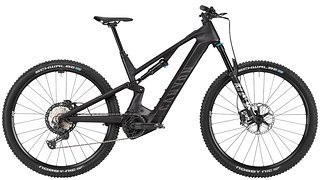 Das Neuron:ON 8 verfügt über ein Fox-Fahrwerk und Shimano XT-Bremsen. Das Neuron:ON 8 verfügt über ein Fox-Fahrwerk und Shimano XT-Bremsen.