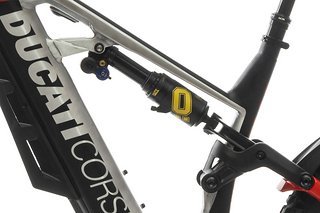Beim Fahrwerk vertraut man den Produkten von Öhlins Beim Fahrwerk vertraut man den Produkten von Öhlins