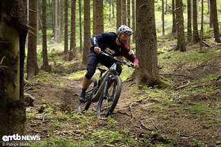 Im Downhill hat uns das Santa Cruz Heckler SL richtig viel Spaß gemacht. Im Downhill hat uns das Santa Cruz Heckler SL richtig viel Spaß gemacht.