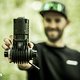 „Schaut her, das ist unser neuer Fazua Ride 60!“ – sagt Matthias lachend, als er uns den kompakten Motor zeigt.