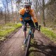 Das 16 kg leichte Canyon Grail:ON lässt sich einfach über die 25-km/h-Barriere pushen.